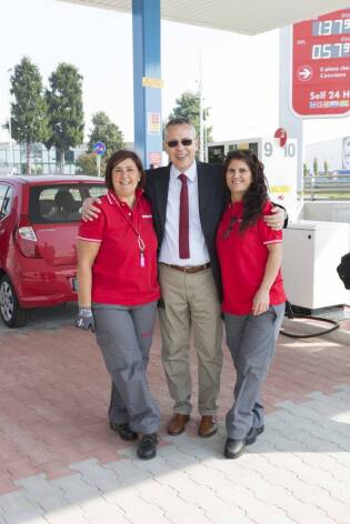 Nuova apertura Enercoop a Milano Opera (11)