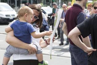 Festa della mamma al Gate con le rose Fairtrade - 8 maggio 2016