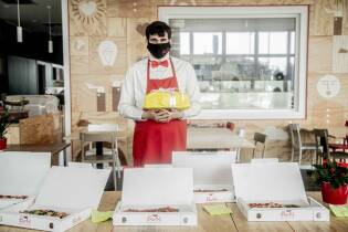 Consegna delle donazioni a Pizzaut | 1 aprile 2021