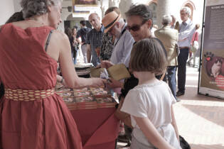 mondino.HumanDog.127