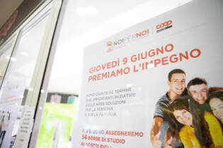 Coop premia l'impegno: consegna borse di studio noipernoi