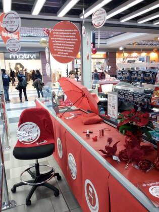 Un Posto Occupato nei nostri negozi - 25 novembre 2018 (31)