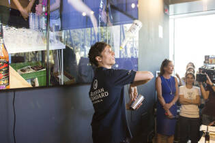 Showcooking Solidal con Tessa Gelisio e i barman acrobatici della Flair Academy al Gate - 15 luglio 2016