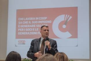 Premiamo l’impegno: consegna borse di studio - 12 giugno 2017