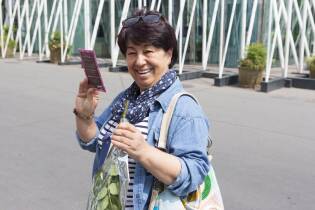 Festa della mamma al Gate con le rose Fairtrade - 8 maggio 2016