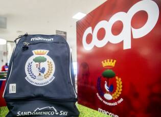 Consegnata la prima donazione al Rugby Parabiago - 22 febbraio 2019 (1)