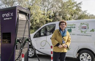 Tre nuove ricariche ultrafast Enel X Way all’Iper di Baggio