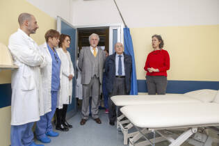 Coop Lombardia regala nuovi lettini alla Terapia del dolore a Busto - 16 dicembre 2019 (7)