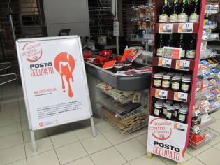 Giornata internazionale contro la violenza sulle donne - 25 novembre 2016 - Iper di Peschiera