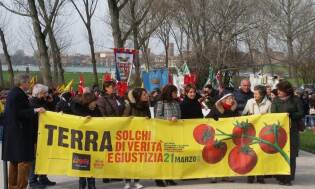 Uniti nella legalità, il foto racconto della manifestazione di Libera a Mantova (21)