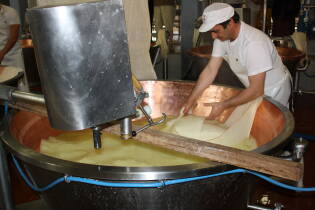 Visita agli stabilimenti Parmareggio - 10 maggio 2013