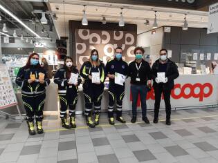 Emergenza COVID-19 la merce donata dai negozi - 23 marzo 2020 (1)