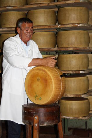 Visita agli stabilimenti Parmareggio - 10 maggio 2013