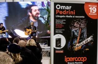 All'ipercoop di Brescia festa rock con Omar Pedrini - 19 dicembre 2019 (27)