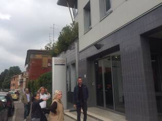 Visita al laboratorio d'analisi di coop Italia dei soci di Vignate e Bonola 1