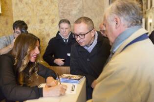 Due mani in più - 9 novembre 2016