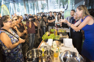 Showcooking Solidal con Tessa Gelisio e i barman acrobatici della Flair Academy al Gate - 15 luglio 2016