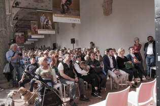 mondino.HumanDog.166