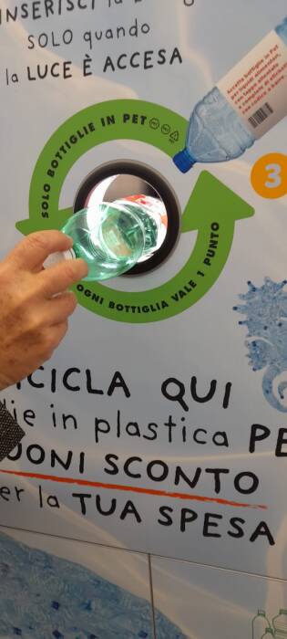 Inaugurazione eco-compattatore Coripet | 13 aprile 2022