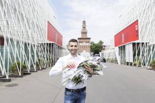 Festa della mamma al Gate con le rose Fairtrade - 8 maggio 2016