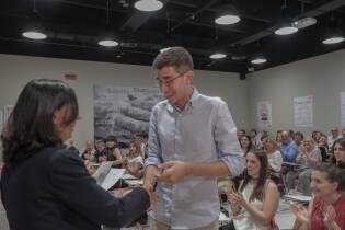 Premiamo l’impegno: consegna borse di studio - 12 giugno 2017