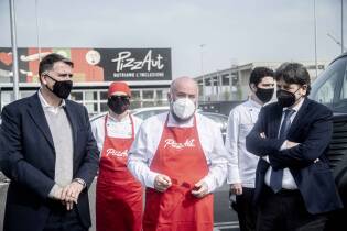 Consegna delle donazioni a Pizzaut | 1 aprile 2021