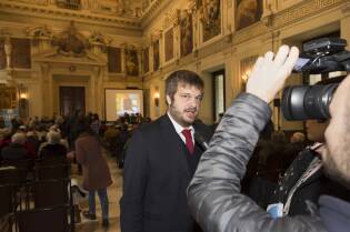 Due mani in più - 9 novembre 2016