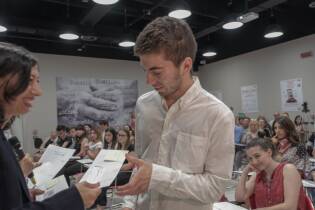 Premiamo l’impegno: consegna borse di studio - 12 giugno 2017