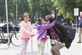 Festa della mamma al Gate con le rose Fairtrade - 8 maggio 2016