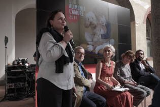 mondino.HumanDog.162