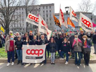 Piazza Prealpi a Milano | Presidio Libera con i Soci volontari