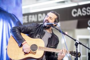 All'ipercoop di Brescia festa rock con Omar Pedrini - 19 dicembre 2019 (24)