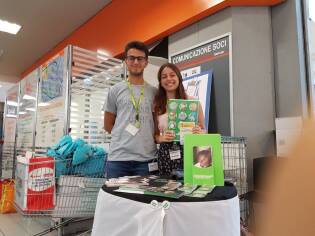 Una mano per la scuola - Mani tese 2