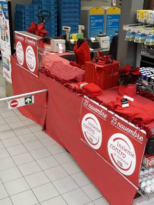 25 novembre 2017: nei nostri negozi e con il nostro personale