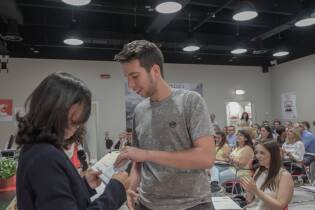 Premiamo l’impegno: consegna borse di studio - 12 giugno 2017