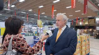 Busto consegna Caritas per #CoopforUcraina