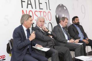 Presentazione mostra Fate il vostro gioco (2)