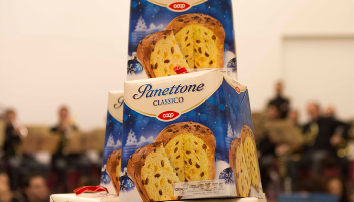 Donazione di panettoni Coop al Pio Albergo Trivulzio
