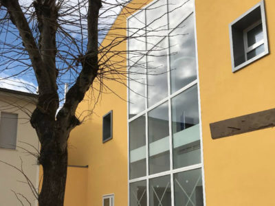 Il nostro cuore va al centro: dopo il sisma apre la nuova scuola di Caldarola