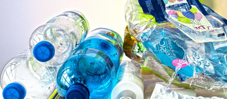 Deplastic: idee e azioni per salvare l'ambiente dai rifiuti plastici